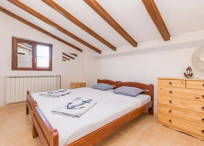 Feriehus House Brena *