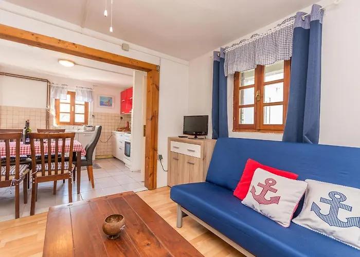 House Brena بيت للعطل