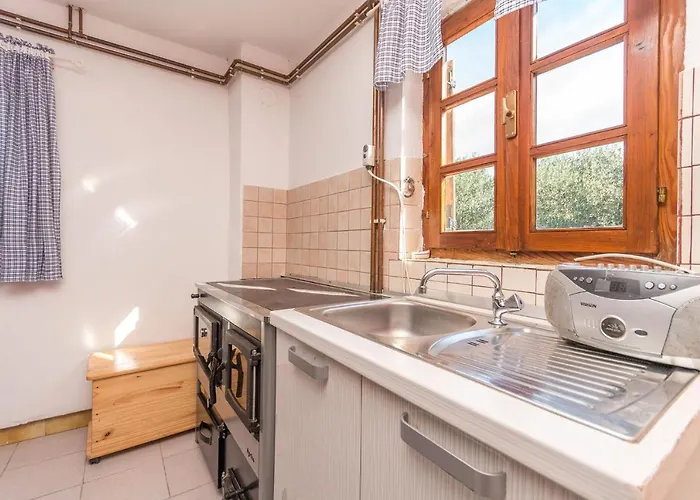 House Brena * تكون